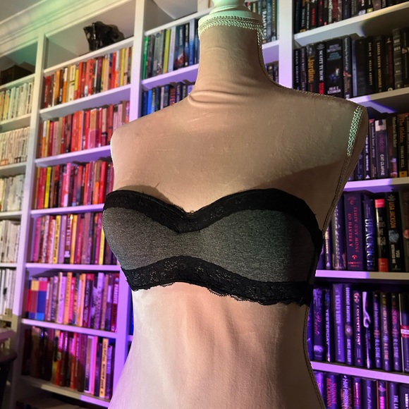 Strapless grey with black lace bra - Picture 2 of 6